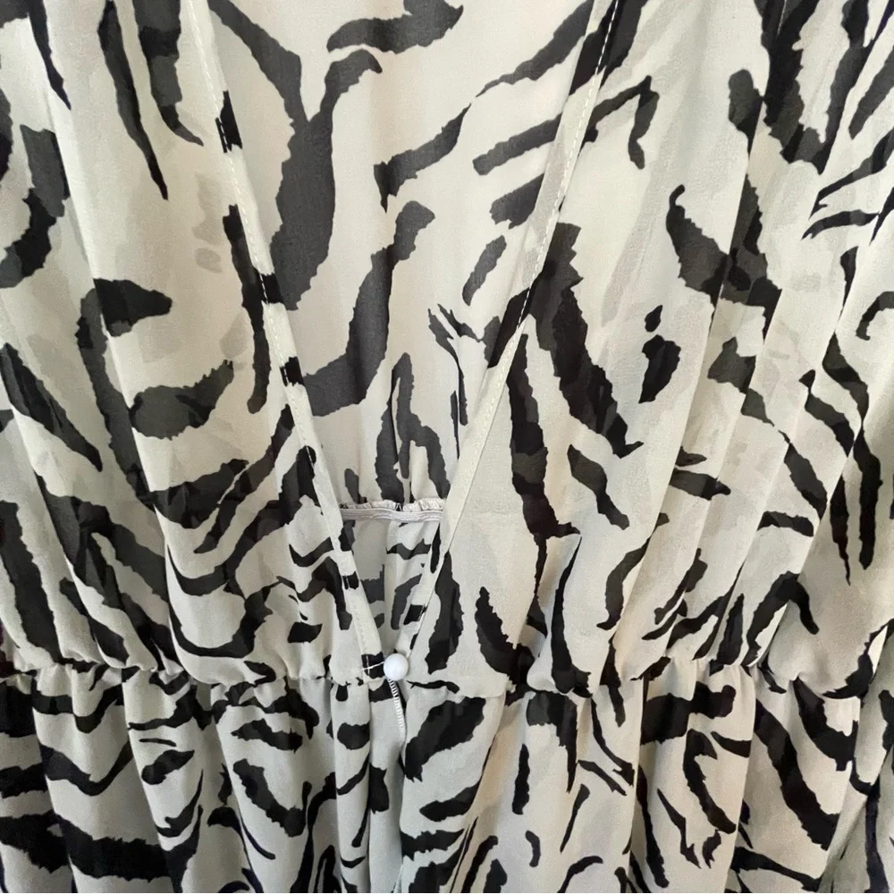 Black and White Zebra Print Swim Coverup - Picture 3 of 4